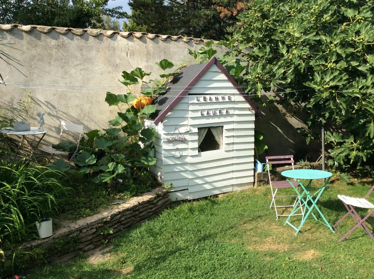 Le Relais Du Grand Logis Acomodação com café da manhã Civrieux Exterior foto
