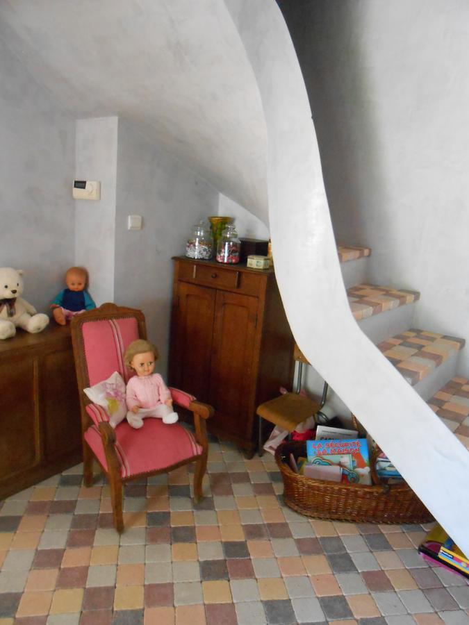 Le Relais Du Grand Logis Acomodação com café da manhã Civrieux Exterior foto